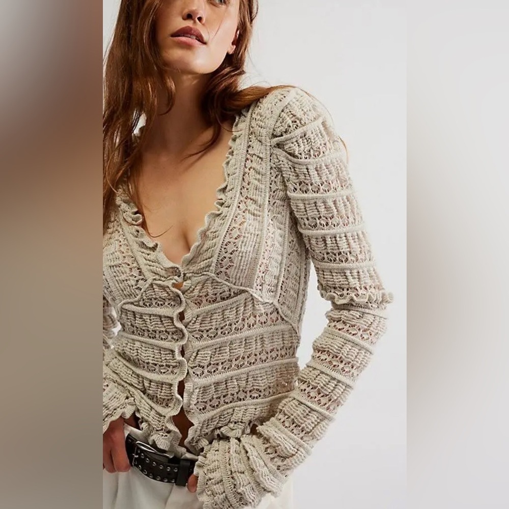 Free People Wild Roses Cardi in Grey Size XS NWT - Picture 1 of 9